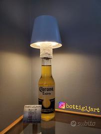 Lampada da tavolo LED bottiglia Corona Extra 