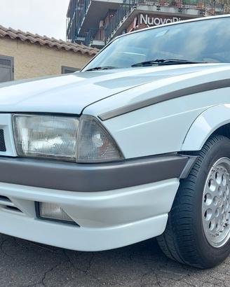 Alfa Romeo 75 2.0i T.S. ASN (3500 ESEMPLARI)
