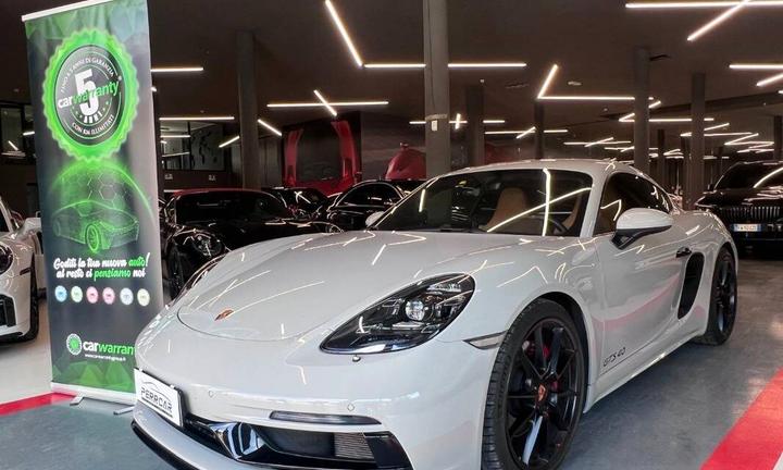 Porsche Cayman 4.0 GTS pdk