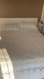 Copriletto bianco uncinetto fatto a mano