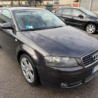 AUDI A3 2.0 16V TDI Ambition senza nessun lavoro