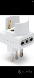 Adattatore  spina shuko Triplo 