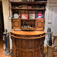 Mobile bar con bancone