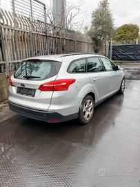 Ricambi Ford Focus 1.6 GPL SW b-g Anno 2017 Codice