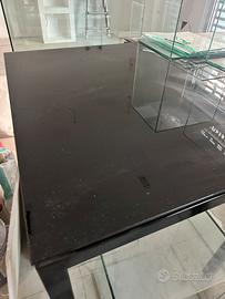 Tavolo in vetro e ferro