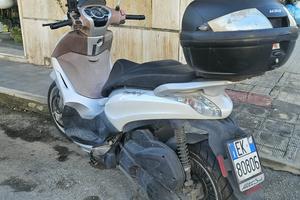 Piaggio Beverly 300/350 i.e. Anno 2019  KM 36.500