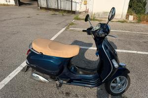 Vespa LX 125