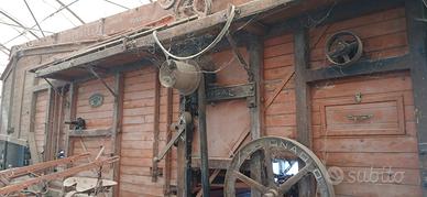 antica trebbiatrice legno