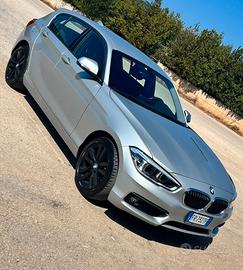 BMW Serie 1 (F40) 116d Business Advantage