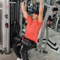 Attrezzo palestra lat pull down convergente.