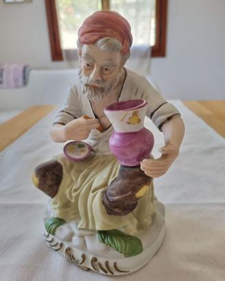 Statuetta in ceramica tipo Capodimonte