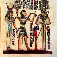 Disegni egiziani su carta papiro