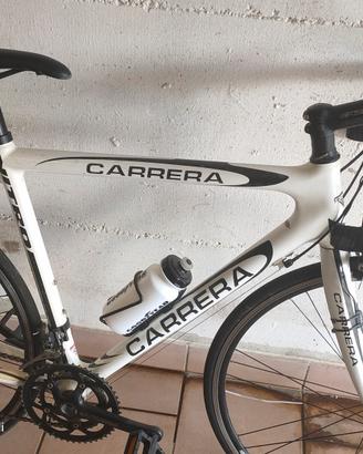  bici in carbonio marca Carrera 