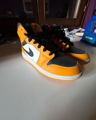 jordan 1 mid gialle n.40