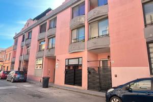 Cagliari,Via Pontida +lastrico solare di proprietà