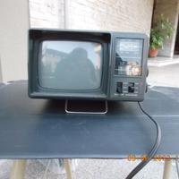 TV(5")/RADIO PORTATILE "ORION" MOD. 7153 ANNI '80