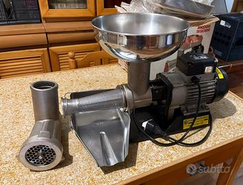 Macchina tritacarne spremipomodoro Fabio Leonardi