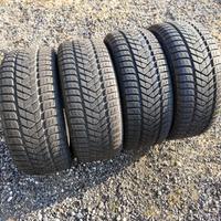 4 gomme invernali PIRELLI 225/45/17 COME NUOVE