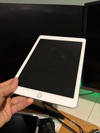 Ipad 6a generazione WiFi+Cellular usato pochissimo