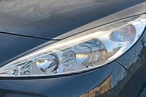 fari anteriori Peugeot 207