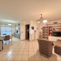 3 LOCALI A ORTA DI ATELLA