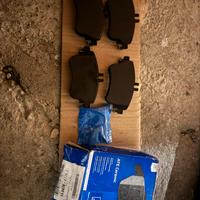Pastigle freni ate +viti  mercedes classe a w176