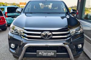 TOYOTA Hilux 2.4d150cv 4WD GANCIO TRAINO