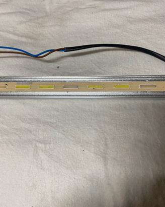 Lampada a led x acquario lung 32 cm
