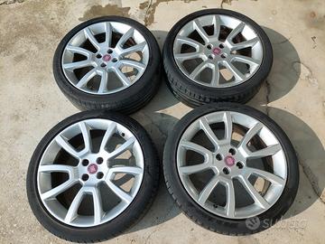 Cerchi in lega 18" + gomme