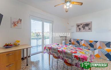 AMPIO E LUMINOSO QUADRILOCALE IN ZONA TRANQUILLA A