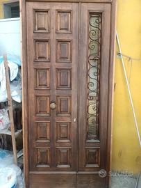Portone in legno massello