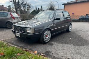 Fiat uno turbo