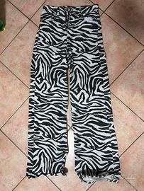 Pantaloni Jeans Divided zebrati a gamba dritta