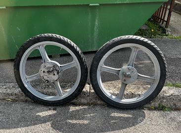 Cerchi in lega originali Piaggio Ciao