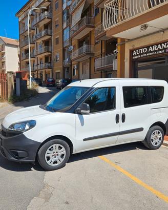 FIAT DOBLO' 1300 MJT 5 POSTI IVA COMPRESA KM CERTI