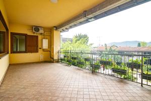 QUATTRO LOCALI CON TERRAZZO!!!