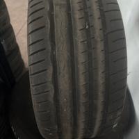 Gomme 225/55r16