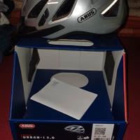 Casco bici marca ABUS