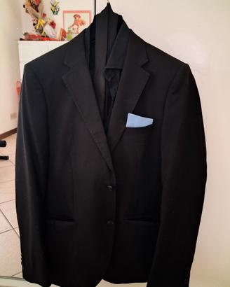 completo total black