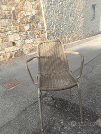 Sedia vintage in plastica intrecciata