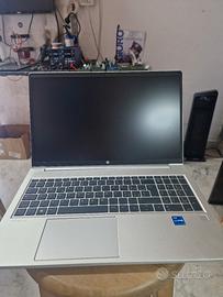 HP ProBook 450 G8 - 15.6" Full HD| i7-1165G7 | 1