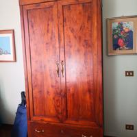 armadio antiquariato antico