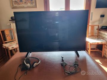 TV LED INNO- HIT 32 pollici con supporto da tavolo