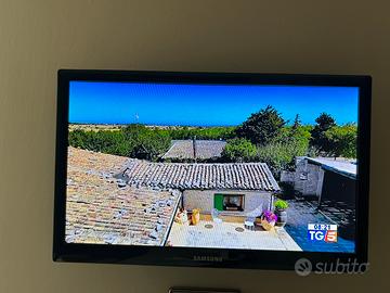 TV Samsung 19. Pollici