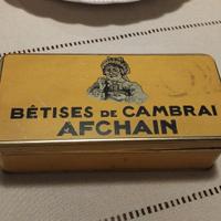 scatola vintage in latta 