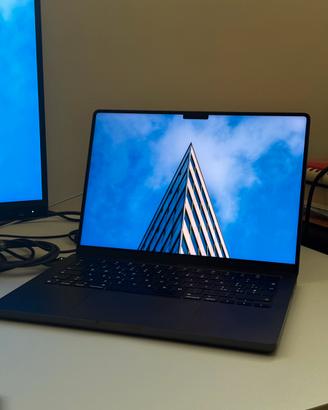Macbook Pro M3 Pro
