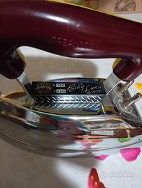 ferri da stiro antico tre ancore