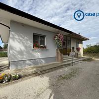 Villetta bifamiliare tutta su un piano, completame