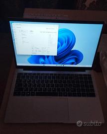 (TRATTABILE) Laptop 15.6 Pollici, 8GB RAM, 256GB