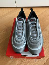 Nike Silver Air Max 44